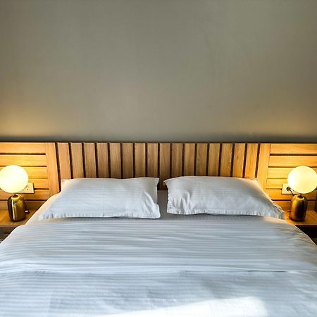 Grand Apartments Prishtina Пристина Екстериор снимка