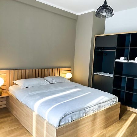 Grand Apartments Prishtina Пристина Екстериор снимка