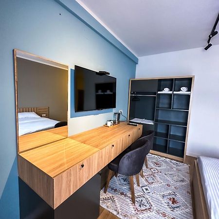 Grand Apartments Prishtina Пристина Екстериор снимка