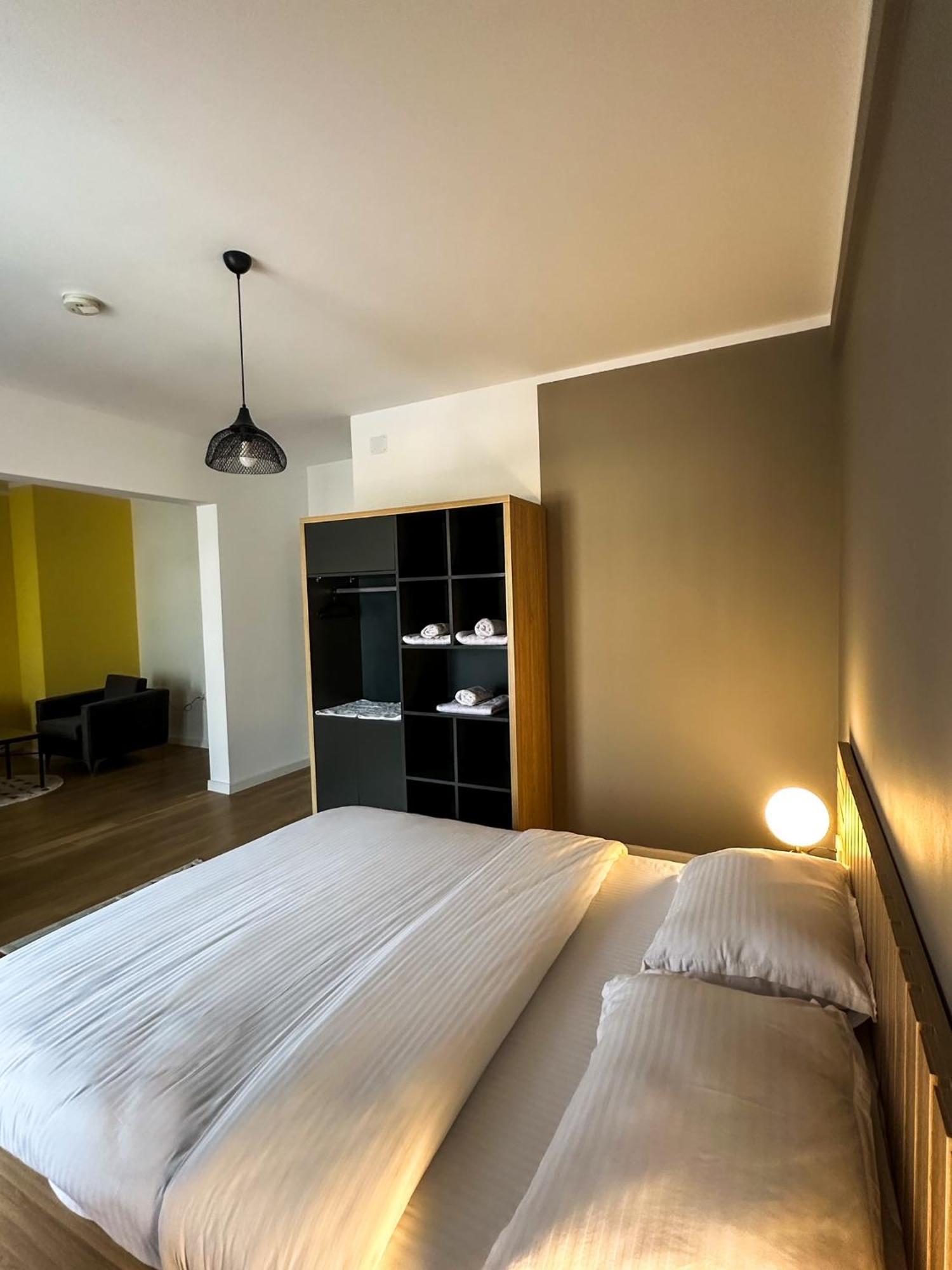 Grand Apartments Prishtina Пристина Екстериор снимка
