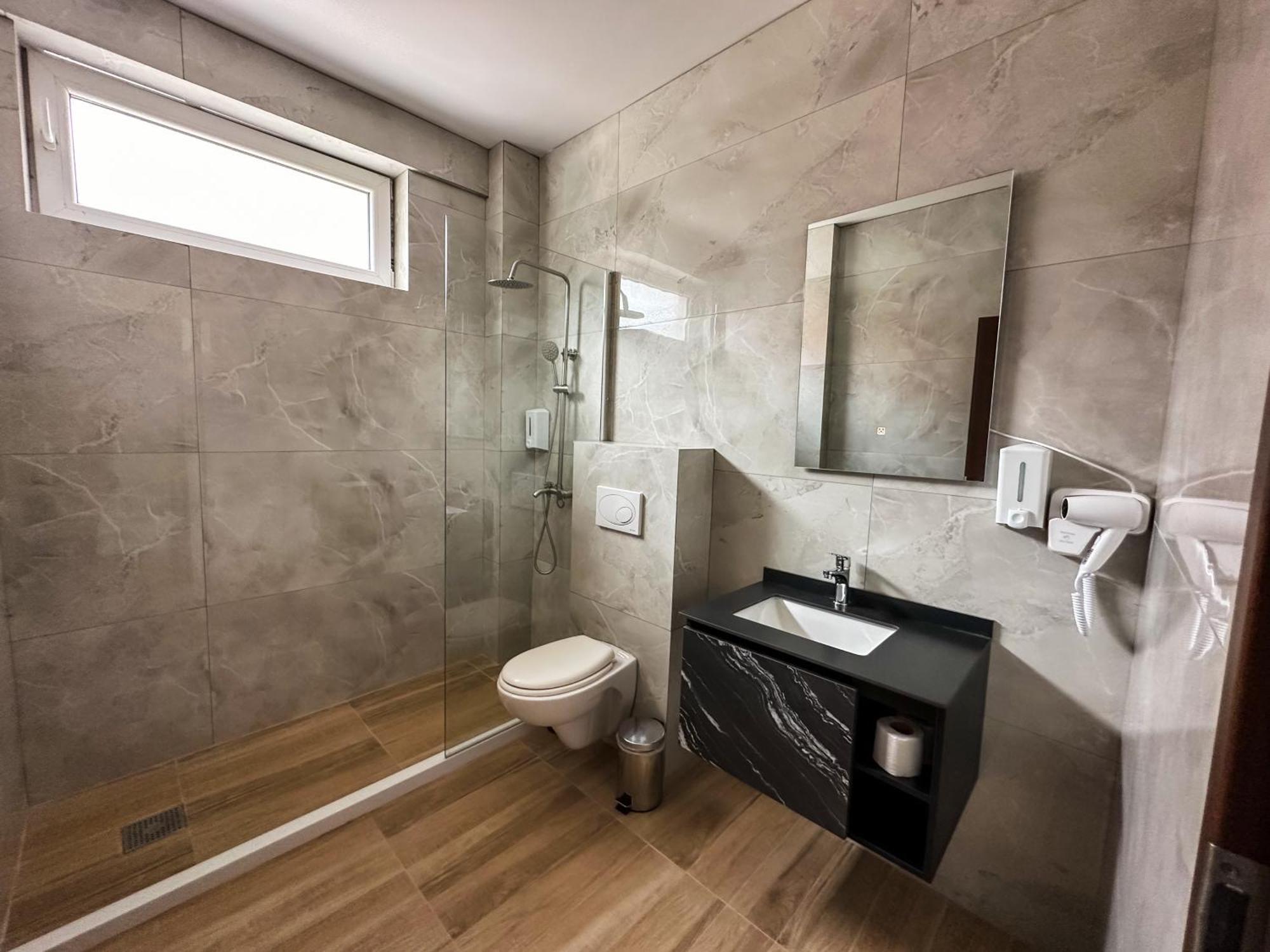 Grand Apartments Prishtina Пристина Екстериор снимка