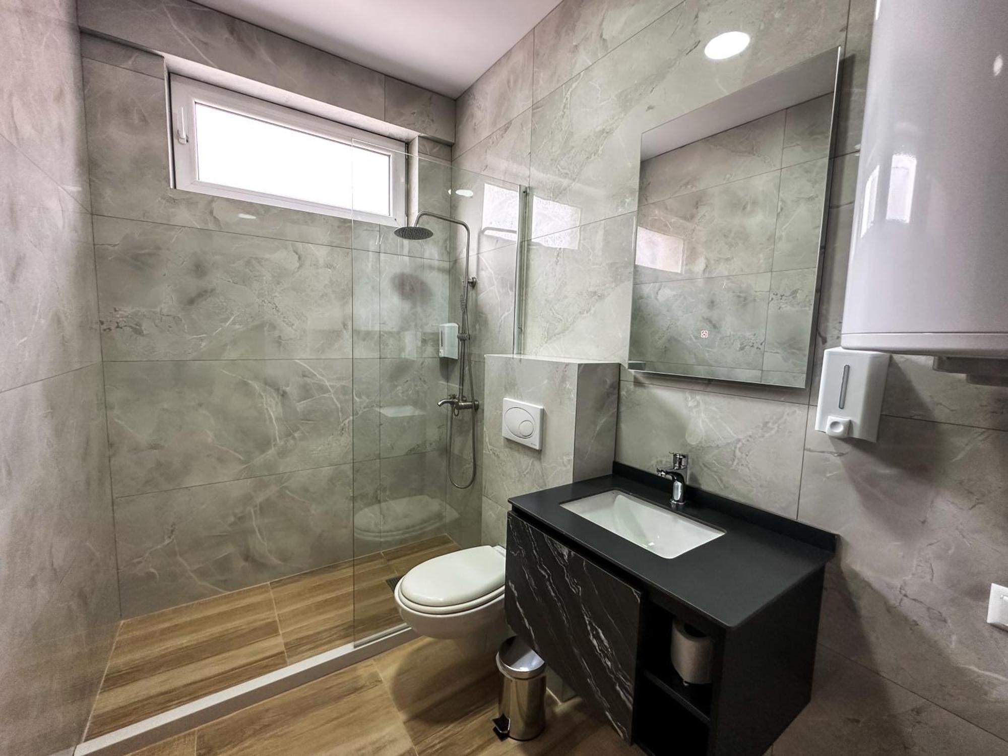 Grand Apartments Prishtina Пристина Екстериор снимка